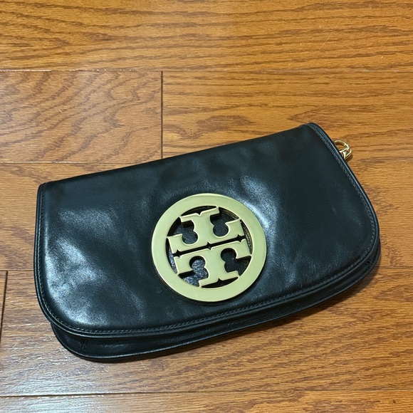 Tory Burch REVA Clutch - Picture 3 of 7